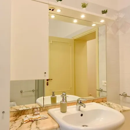 Superior 2 Bed Ac Parking Wifi - Centro Apartament Sirolo