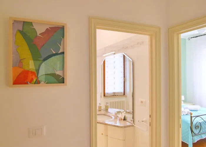 Superior 2 Bed Ac Parking Wifi - Centro Διαμέρισμα Sirolo