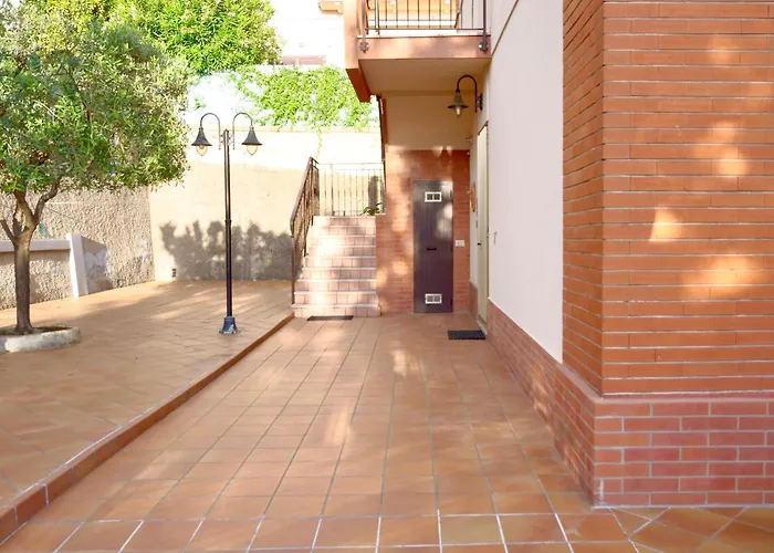 Superior 2 Bed Ac Parking Wifi - Centro Διαμέρισμα